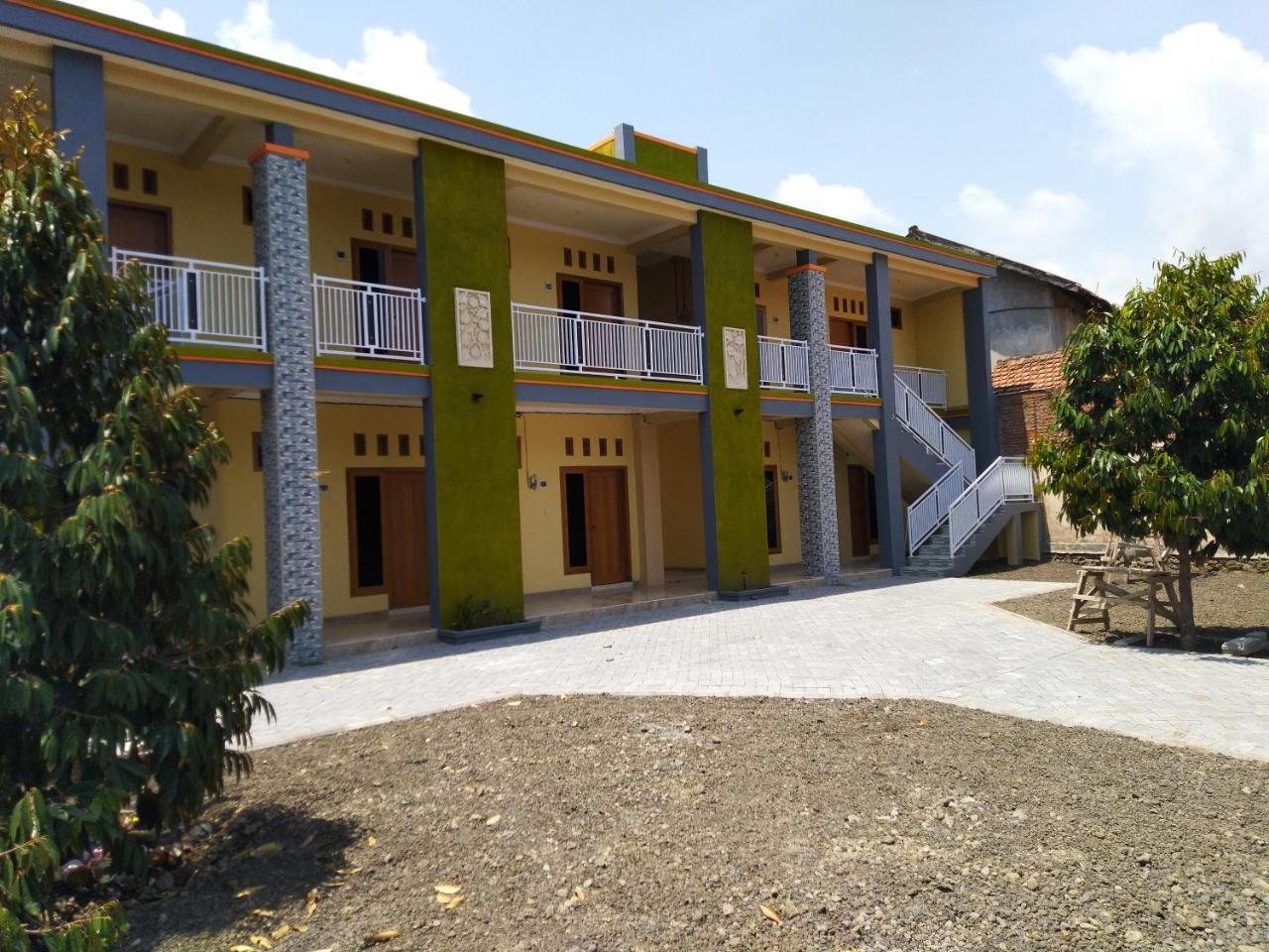 R3 Brawijaya Homestay Banyuwangi  Zewnętrze zdjęcie