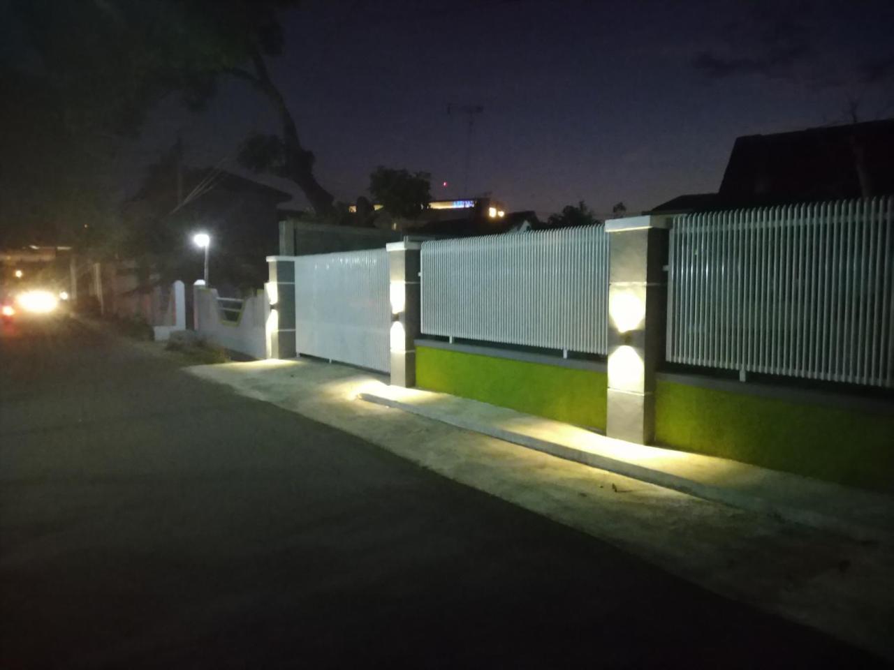 R3 Brawijaya Homestay Banyuwangi  Zewnętrze zdjęcie