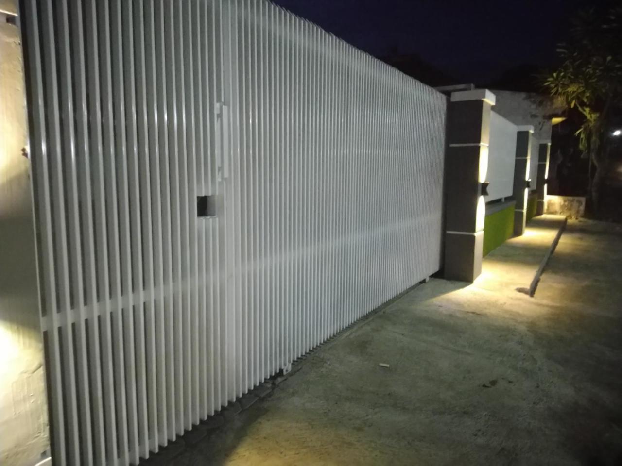 R3 Brawijaya Homestay Banyuwangi  Zewnętrze zdjęcie