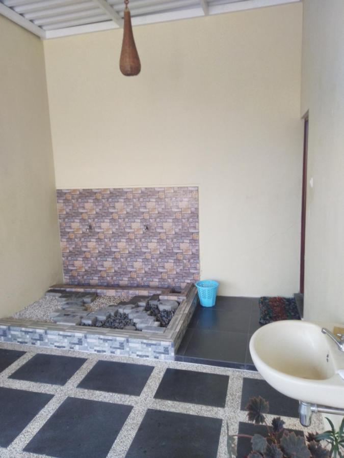 R3 Brawijaya Homestay Banyuwangi  Zewnętrze zdjęcie